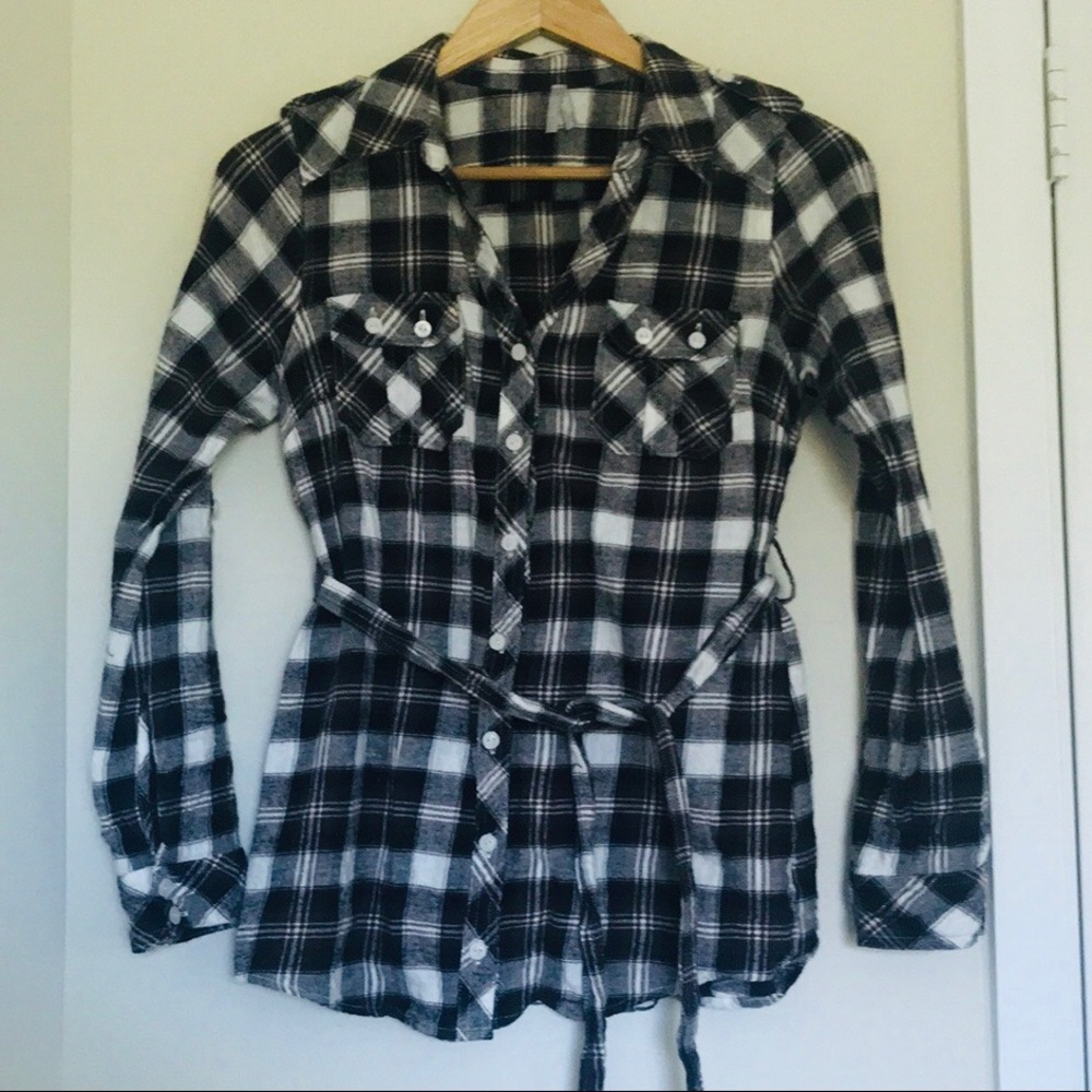CHOCOLATE PLAID FLANNEL BUTTON DOWN FRONT TIE
